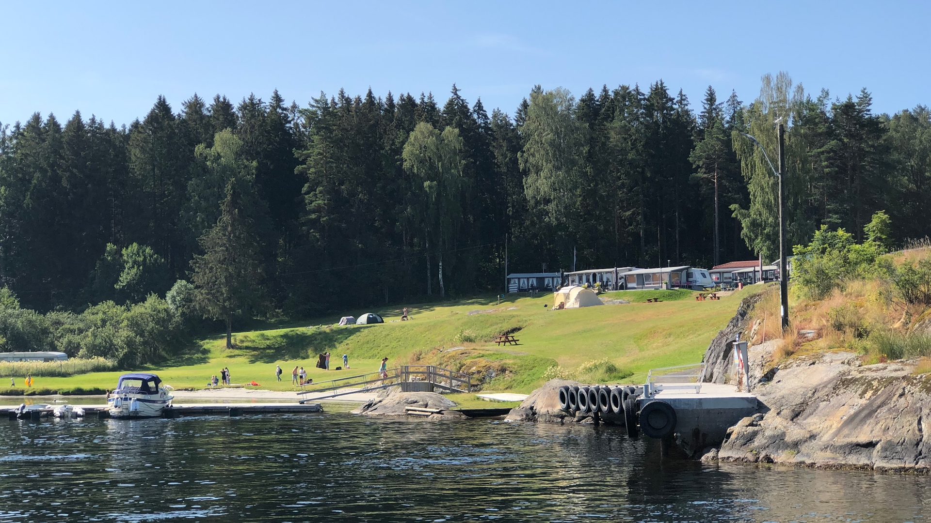 Dikkon badplats utanf&ouml;r Brevik i Porsgrunn. Foto: Yngve Ask.